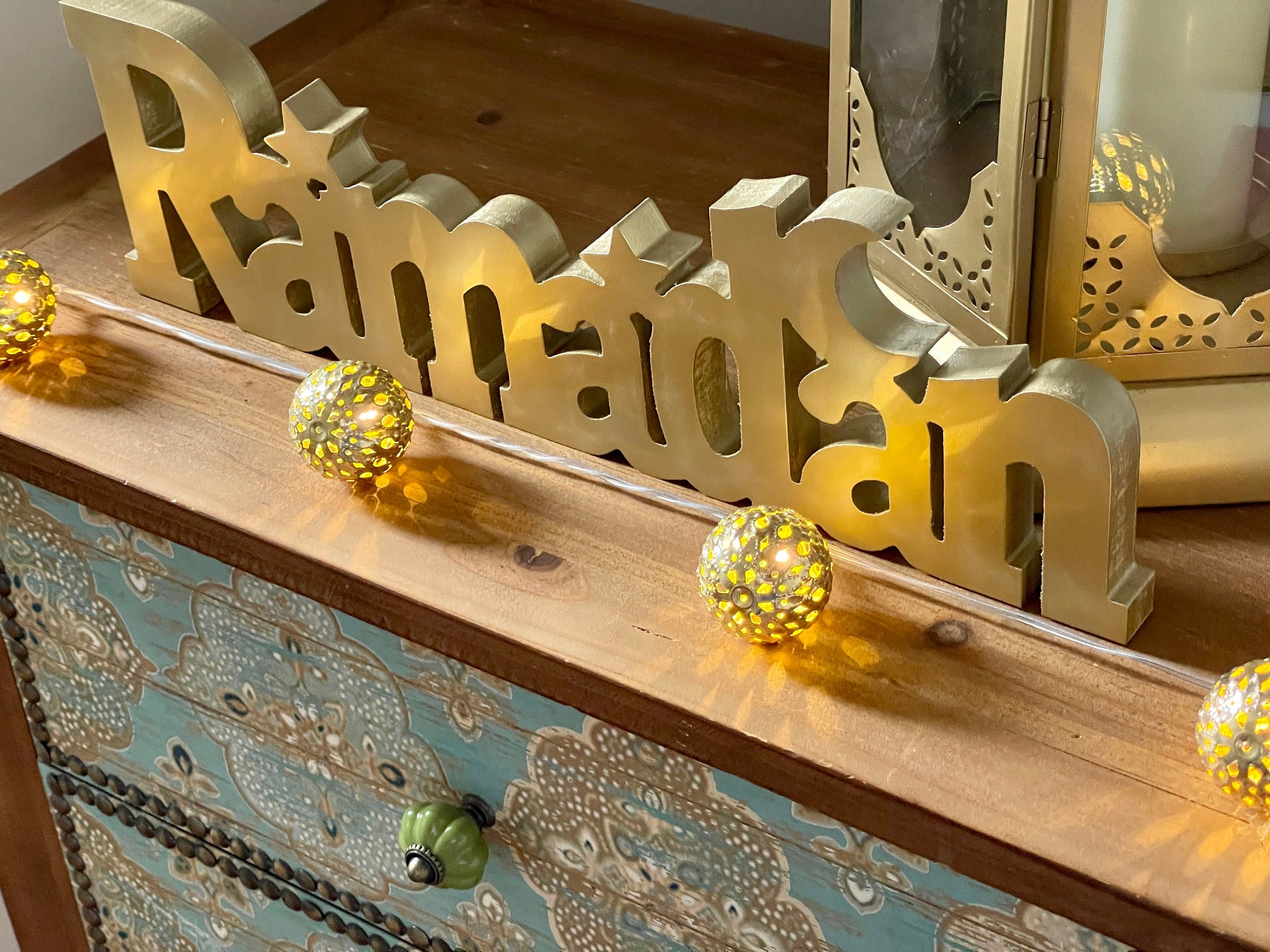 Ramadan decoration, wooden Ramadan decor, Wooden ramadan sign, Wooden Ramadan Mubarak Table Sign Decoration, Ramadan Party Decorations