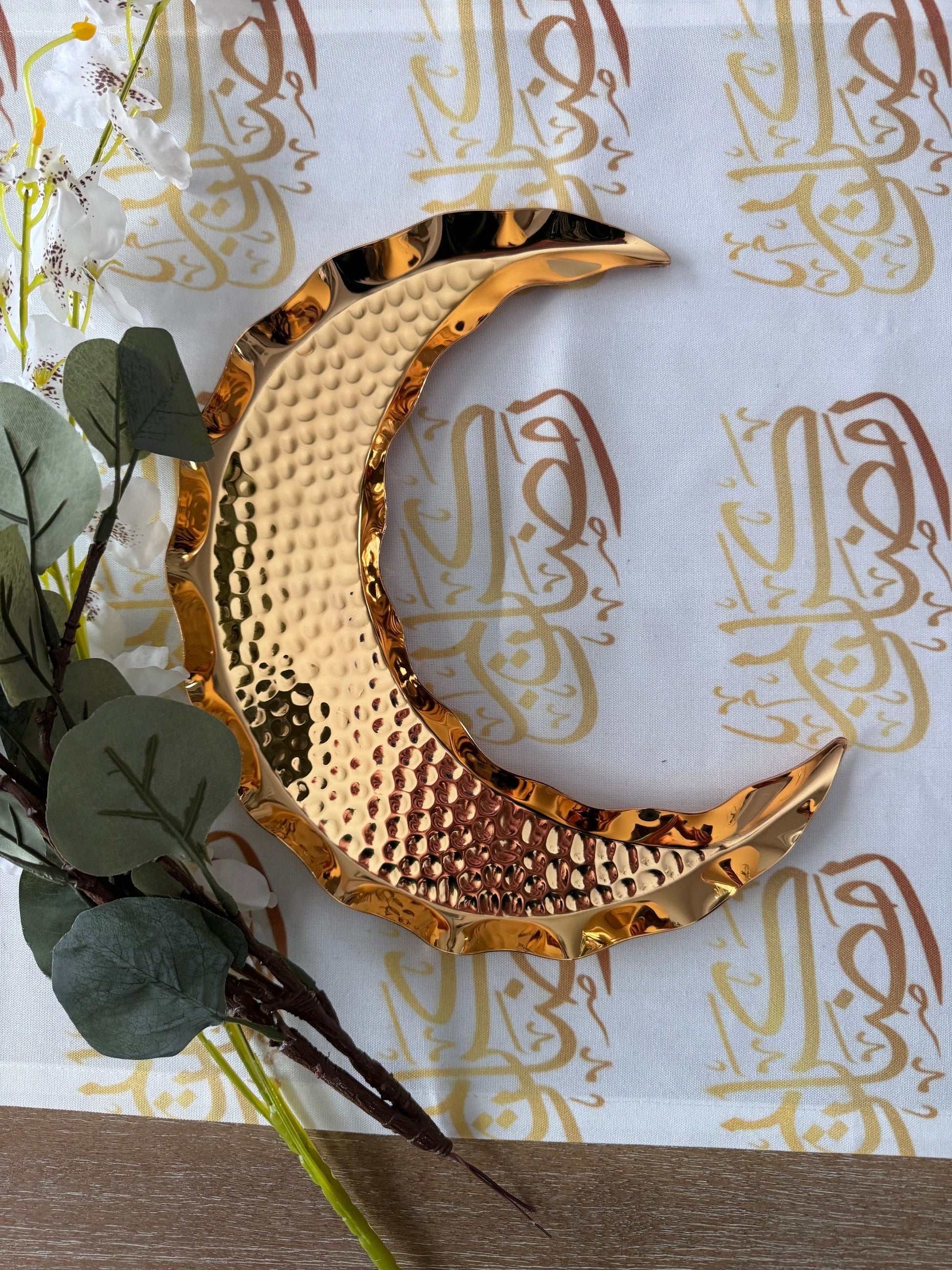 Ramadan plate, Ramadan Moon plate, Ramadan decoration, Crescent moon shaped plate for Ramadan table decoration, Gold Ramadan tray